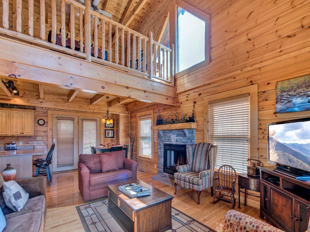 Misty Mountain Hideaway Apartment พิเจนฟอร์จ ภายนอก รูปภาพ