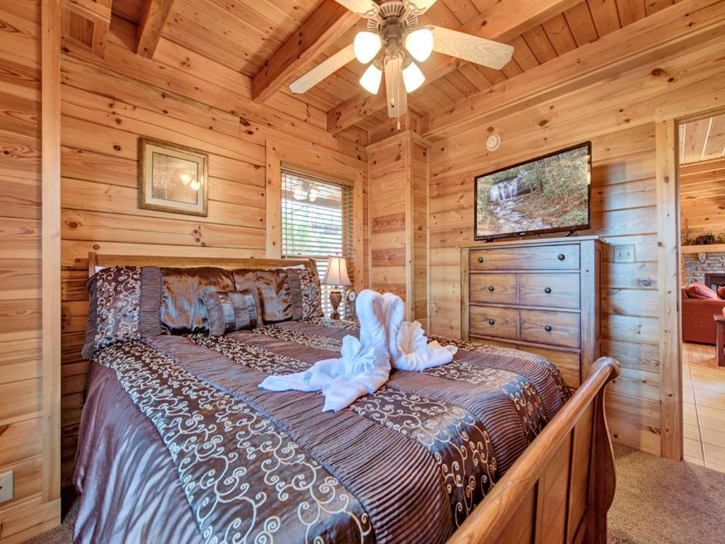 Misty Mountain Hideaway Apartment พิเจนฟอร์จ ภายนอก รูปภาพ
