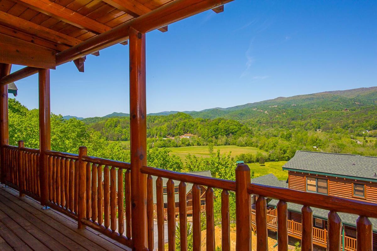 Misty Mountain Hideaway Apartment พิเจนฟอร์จ ภายนอก รูปภาพ