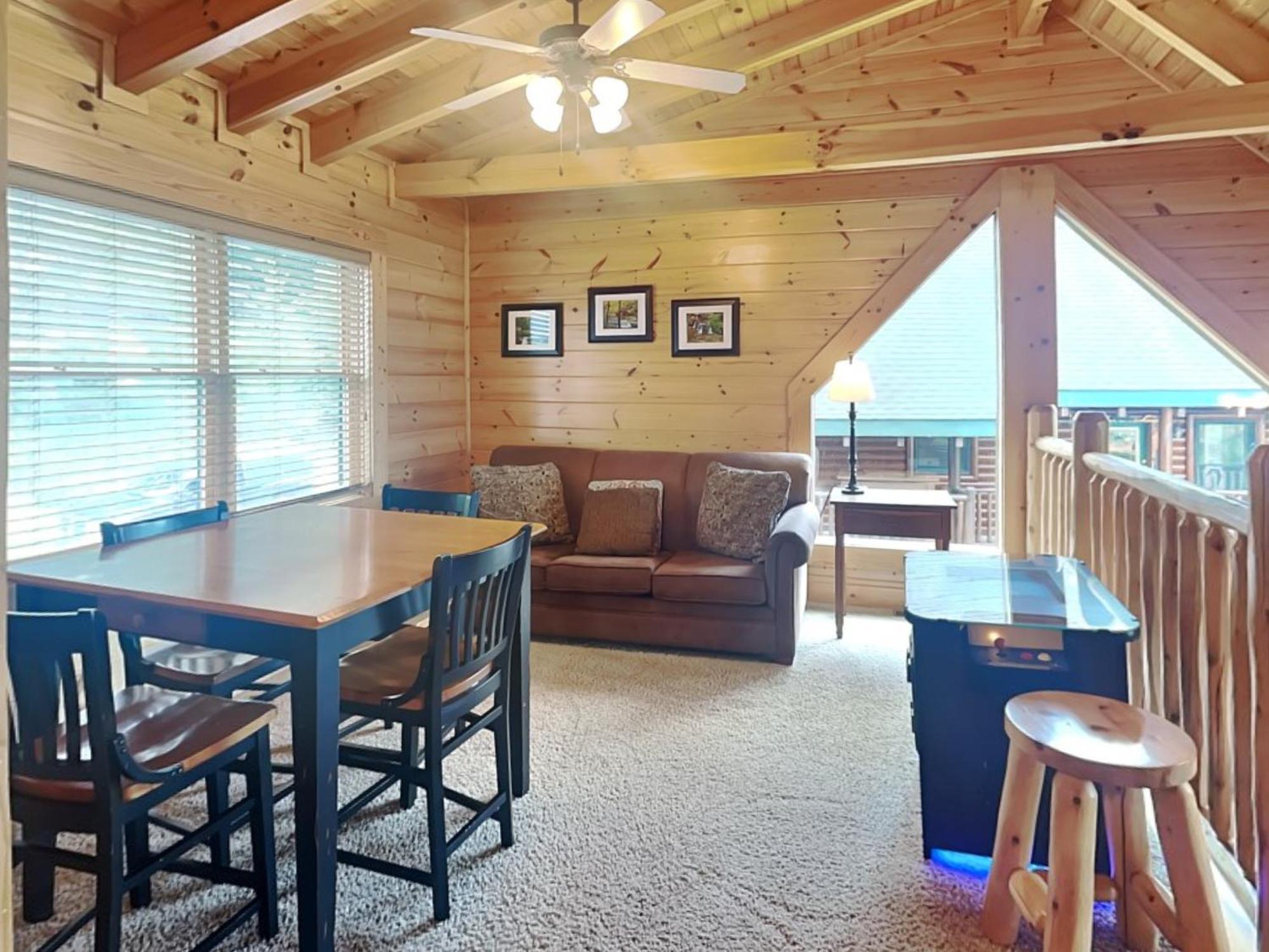 Misty Mountain Hideaway Apartment พิเจนฟอร์จ ภายนอก รูปภาพ