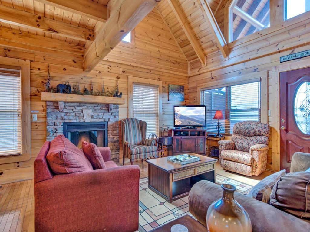 Misty Mountain Hideaway Apartment พิเจนฟอร์จ ภายนอก รูปภาพ